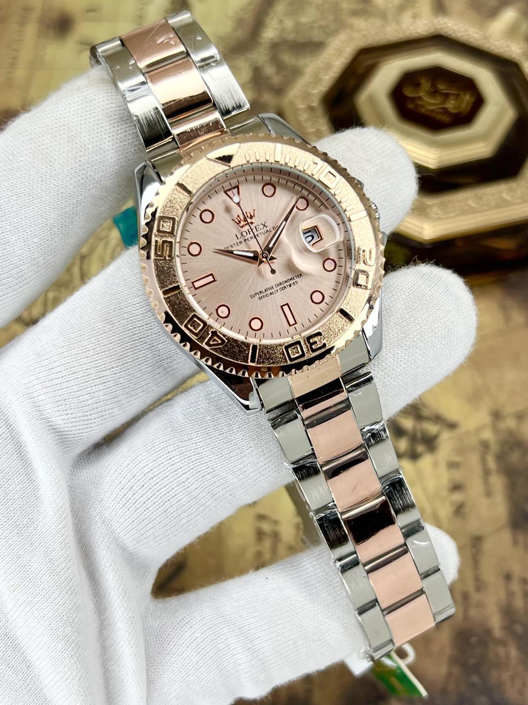 Women’s Golden Stainless Steel Quartz Watch – Chain Strap, Round Dial, Water Resistant - JSJunoon.com