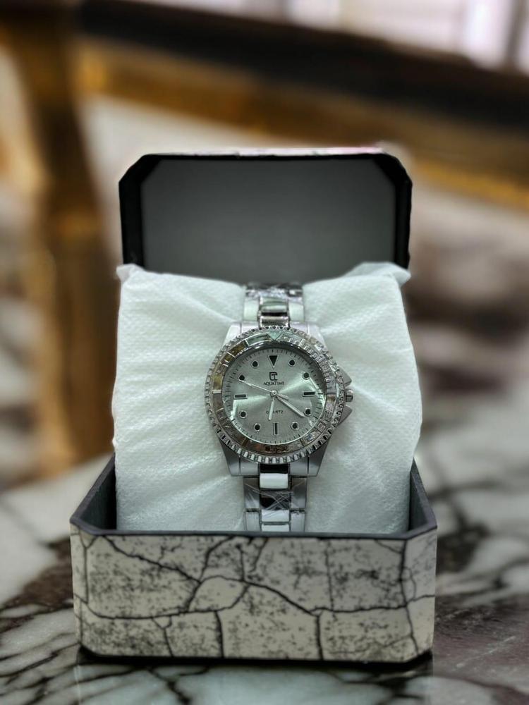 JS JUNOON Men's Analogue Watch – Stainless Steel Chain Strap, 37mm Round Dial, Stylish & Durable, 1 Pc