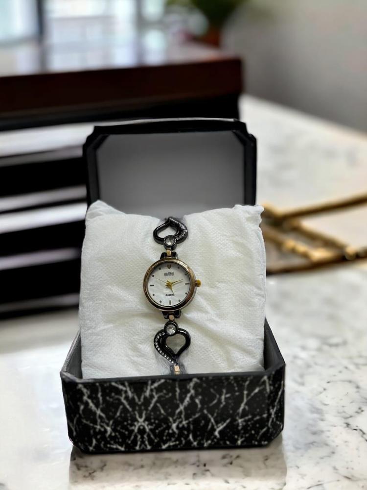 JS Junoon Ladies Fancy Stainless Steel Analogue Watch – Round Dial, Elegant Design