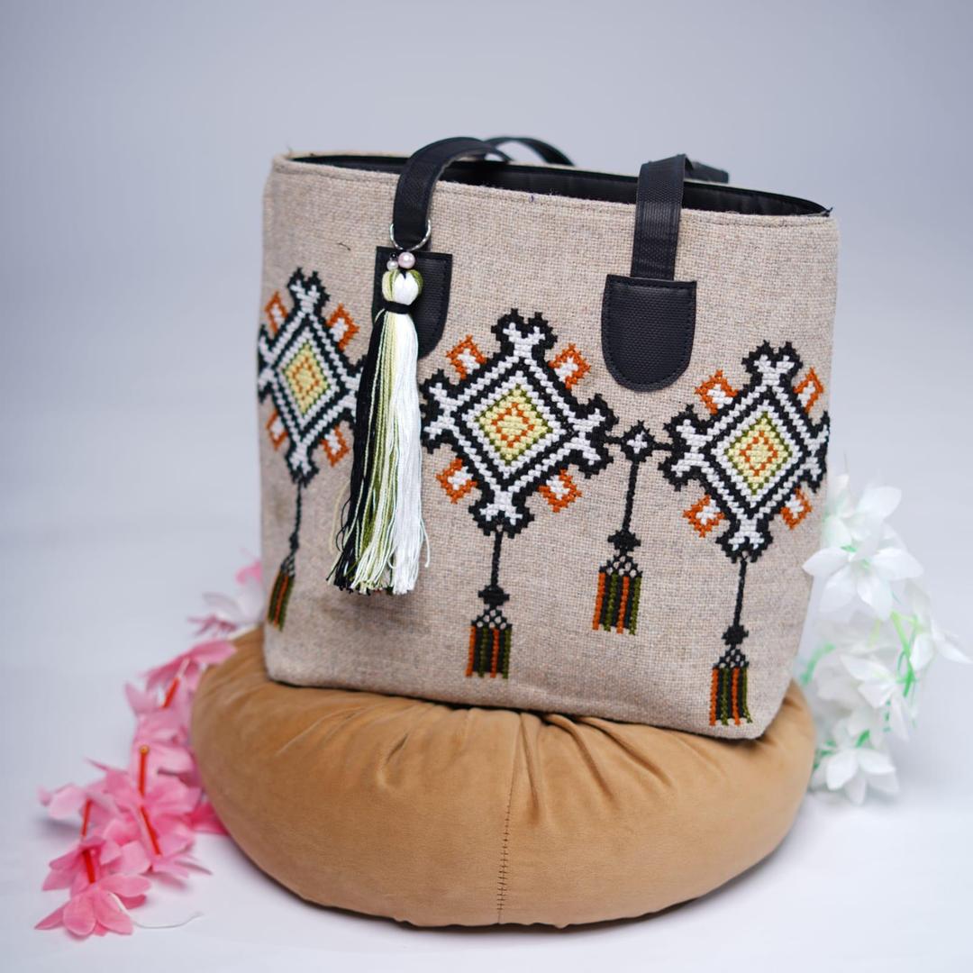 JS Junoon Women’s Jute Embroidered Shoulder Bag – Beige & Black, Stylish Eco-Friendly Handbag