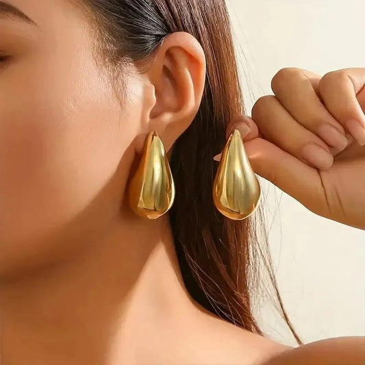 JS Junoon Funky Gold Plated Artificial Stones Earrings – 2 Pcs Women’s Studs