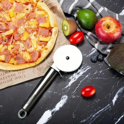 Easy To Clean & Maintain Stainless Steel Pizza Cutter - JSJunoon.com
