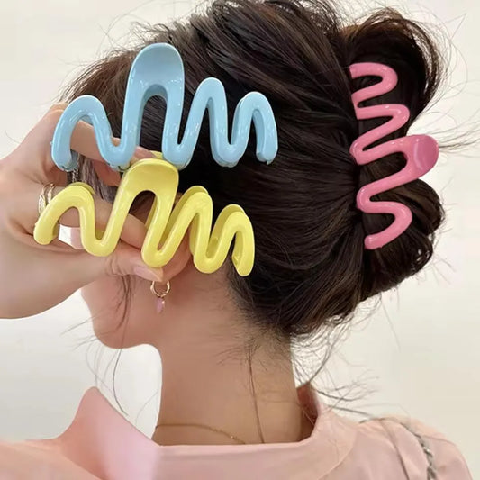Pack of 6 Women’s Fashion Acrylic Hair Claw Clips – Large Wave Style, Multicolor Hair Accessories