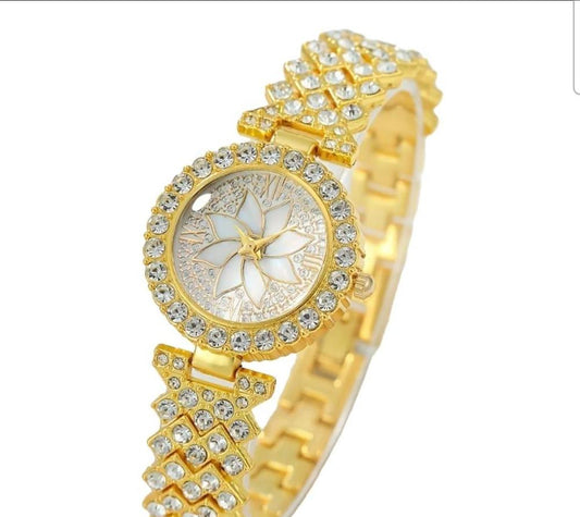 Women’s Golden Beads Chain Strap Watch – Stainless Steel, Stylish Textured Design