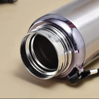 Vacuum Thermos Water Bottle – 800ml Stainless Steel Insulated Flask, Leak-Proof, Multicolor | 1 Pc - JSJunoon.com