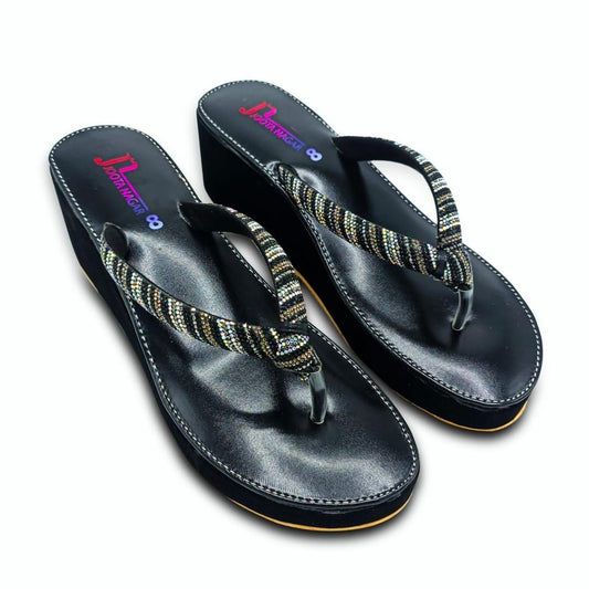 Stylish Women’s Rubber Flats – Black Plain Design, Comfortable Casual Footwear (Sizes 7–10)