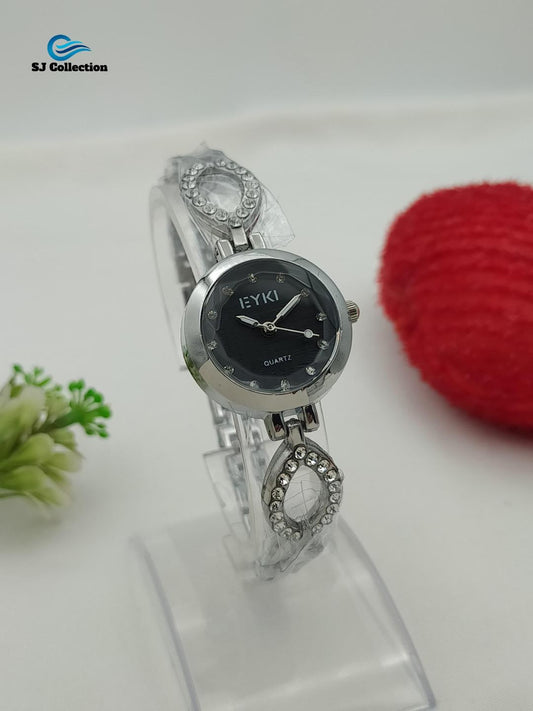 JS Junoon Women’s Stainless Steel Chain Strap Watch – Silver with White & Black Dial Variants 1pcs