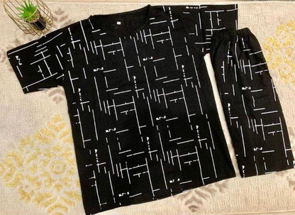 Women’s Printed Cotton Jersey Capri Night Suit – 2 Pcs Sleepwear Set (Standard Size, Black) - JSJunoon.com