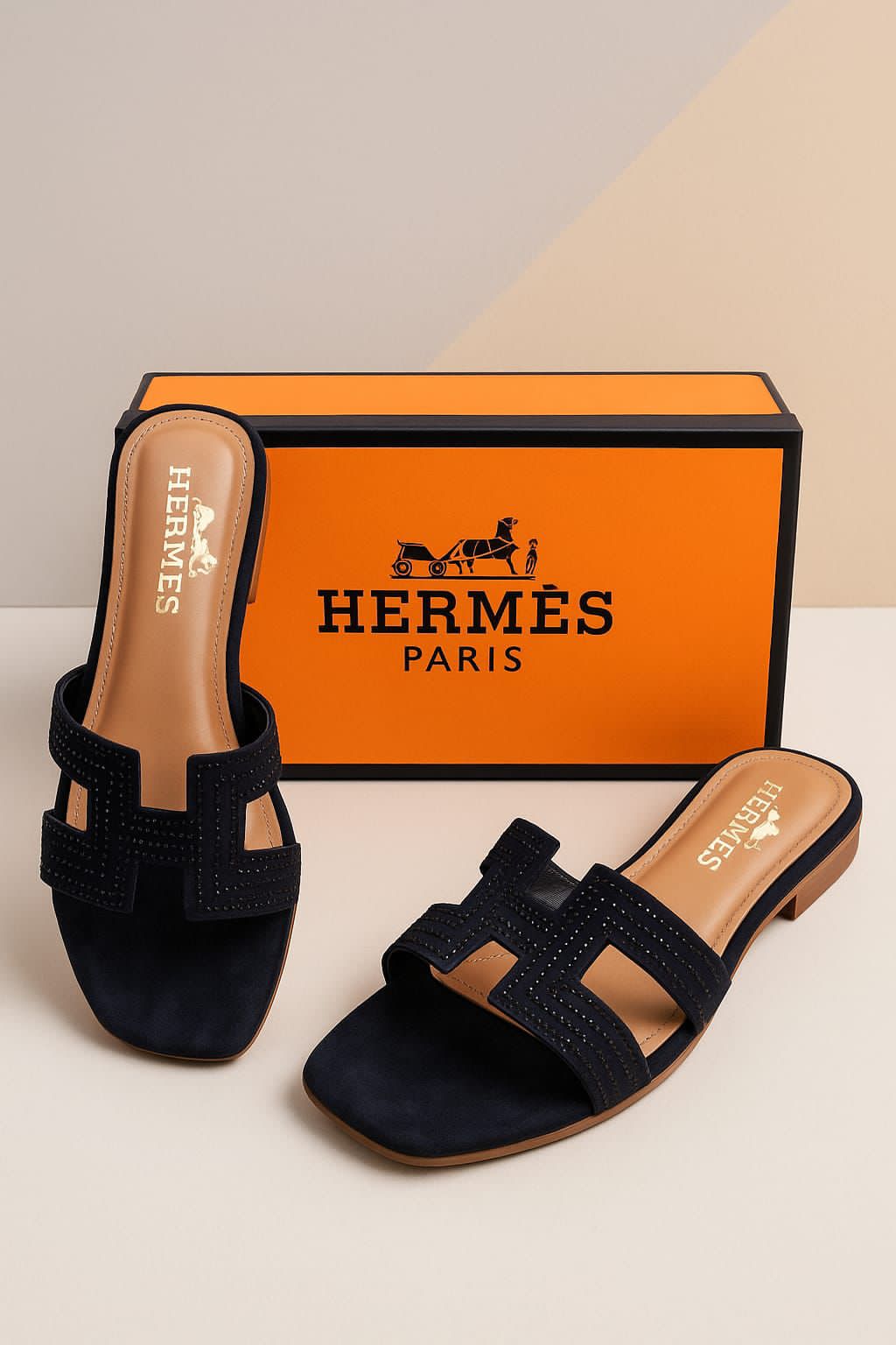 Hermes Women’s Stone Flat Sandals – Elegant Casual Footwear – Sizes 6–11