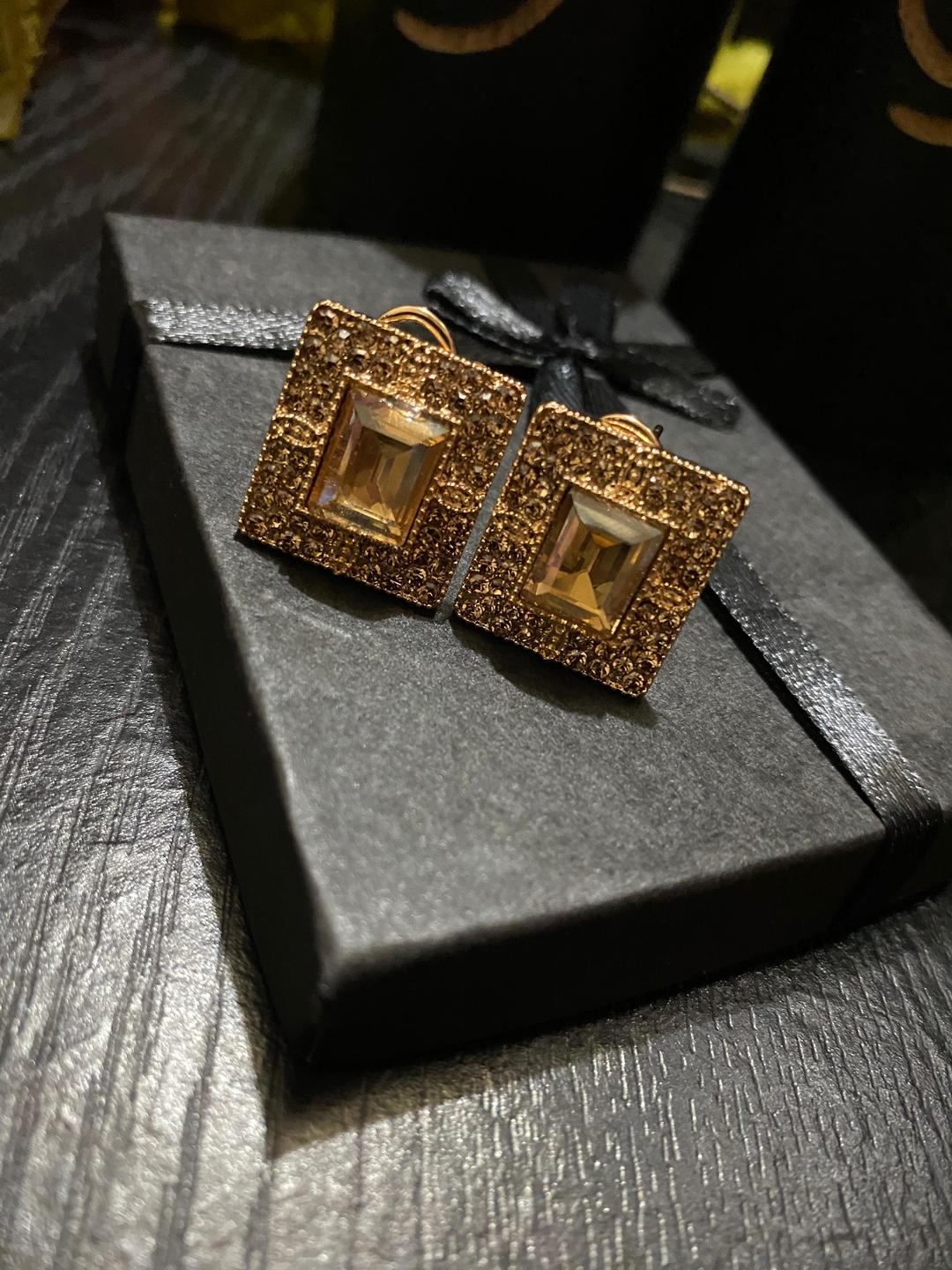 JS Junoon Modern Design Artificial Stones Studs – 2 Pcs Women’s Jewelry