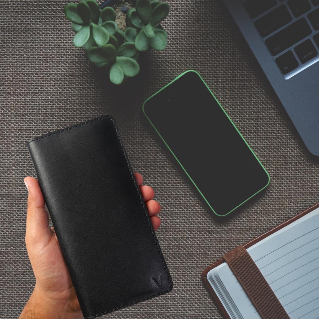 JS JUNOON Men's Black Leather Bi-Fold Wallet – Slim, RFID Protected, Burnished Finish, Stylish & Durable, 1 Pc