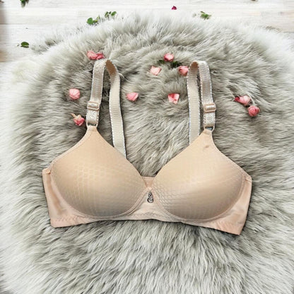 JS JUNOON Silk Plain Comfortable & Lightweight Padded Bra – Push-Up, Wireless, Multicolor - JSJunoon.com