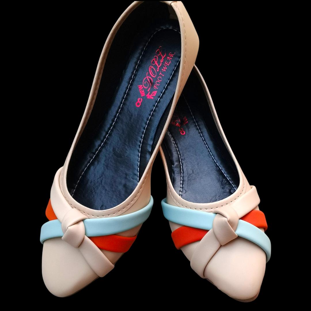 JS Junoon Women’s Synthetic Leather Semi-Formal Pumps – Off White – Sizes 6–10