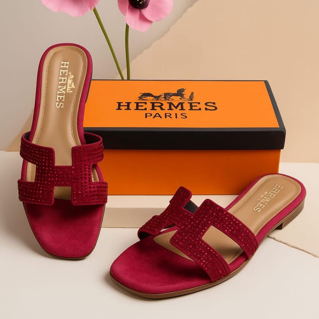 Hermes Women’s Stone Flat Sandals – Elegant Casual Footwear – Sizes 6–11