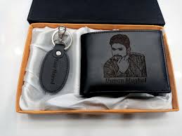 Custom Engraved Wallet & Keychain Gift Set for Men – Personalized Leather Combo with Box – Optional Pen – 2-Day Making Time