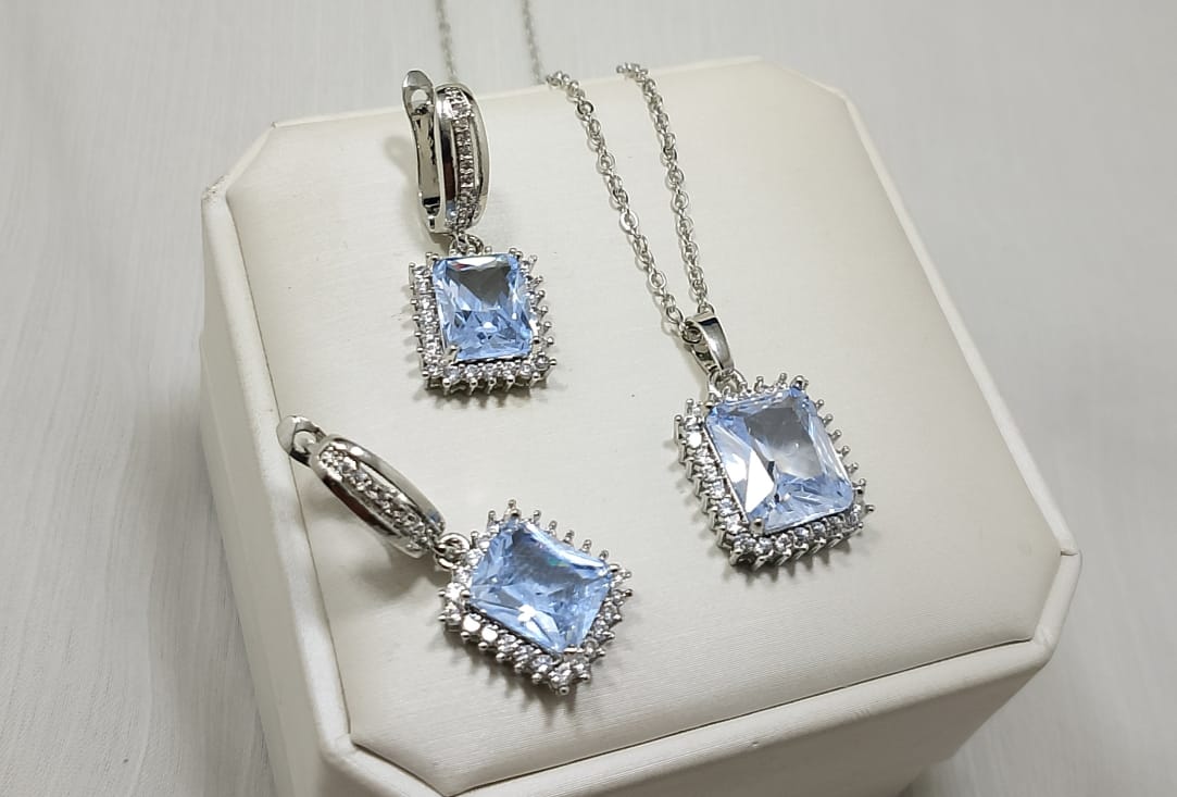 Zarcon 2 Pieces Silver Chain Locket with Earrings Set – Best Quality Jewellery for Women