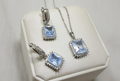 Zarcon 2 Pieces Silver Chain Locket with Earrings Set – Best Quality Jewellery for Women - JSJunoon.com