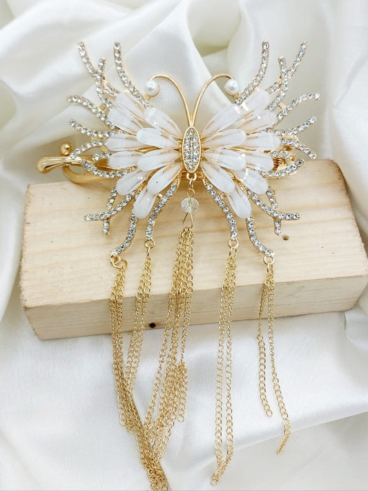 China Full Size Butterfly Hair Claw – Strong Grip – Stylish Design – Premium Plastic – Ideal for All Hair Types