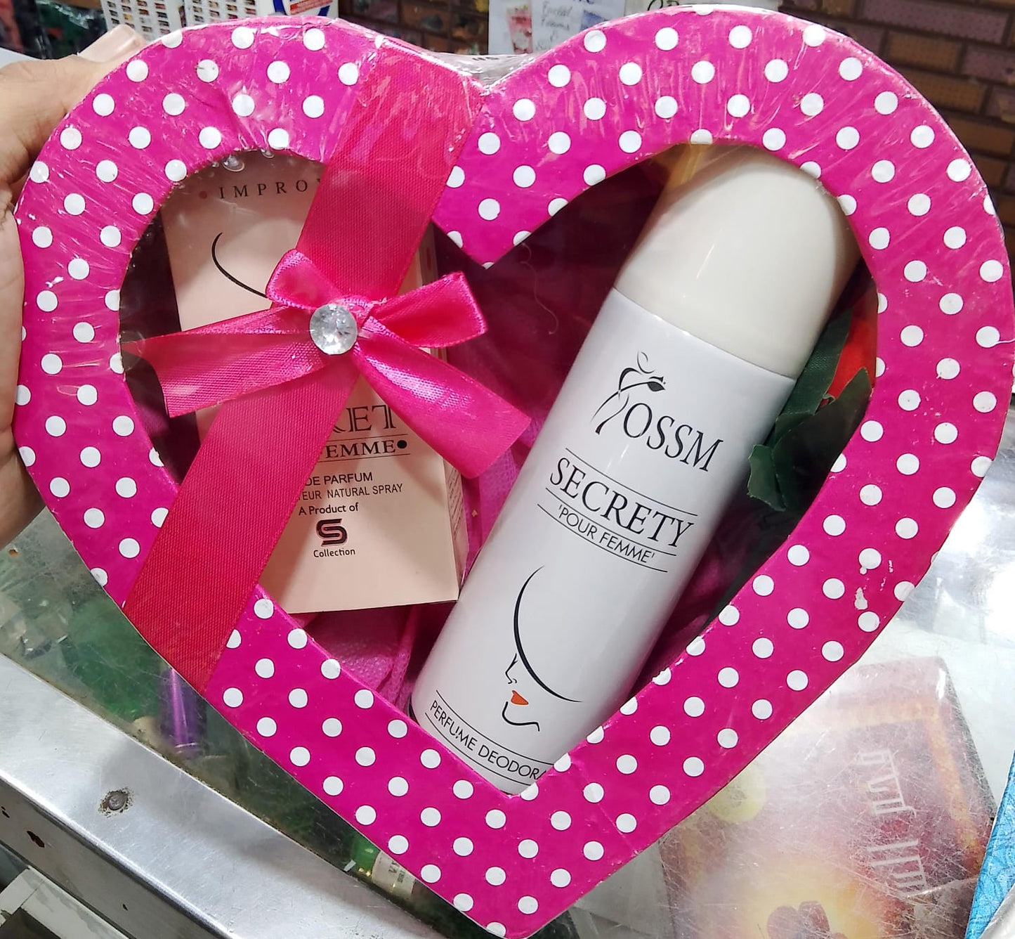 Pack of 2 – Heart Perfume and Body Spray Gift Set – Long-Lasting Fragrance – Ideal for Gifting – Rs. 1200 Each – Bulk Discount Available