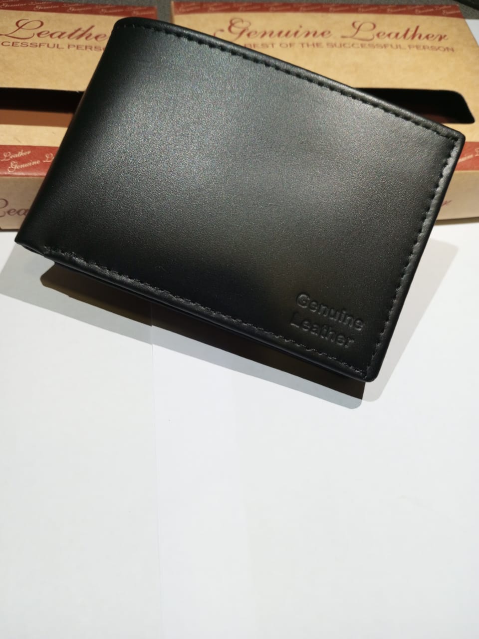 Men’s Premium Cow Leather Wallet – Multicolor, Durable & Stylish, Sleek Design for Cards & Cash