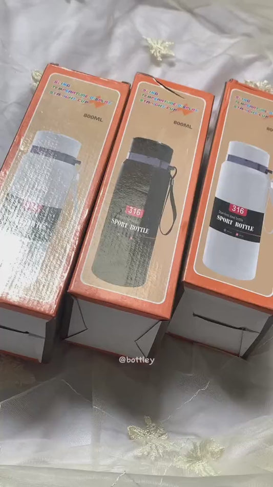 Portable Smart Water Bottle – 800ML Stainless Steel with Temperature Display